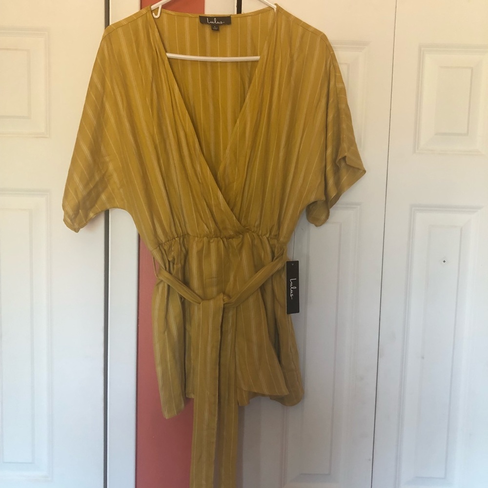 Beautiful Lulus Romper in mustard yellow.
